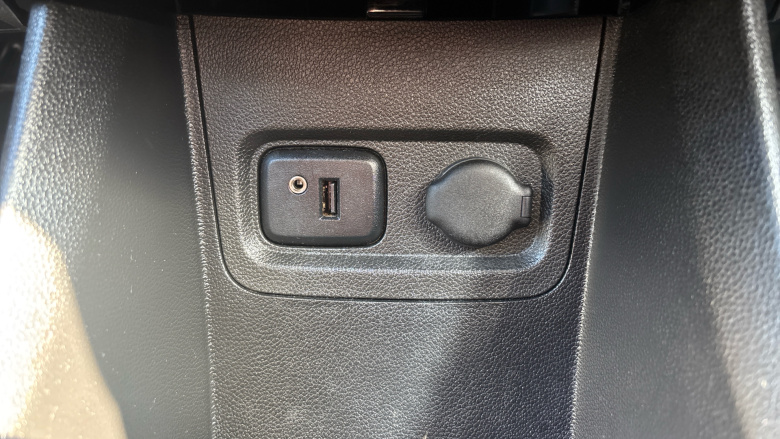 Vauxhall Viva 1.0 SE 5dr Petrol Hatchback